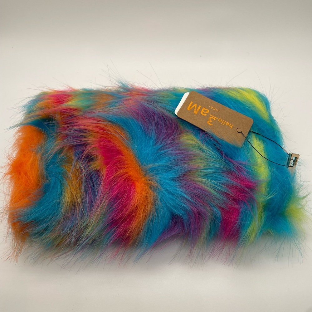 COPY - Fuzzy Wallet. - Picture 2 of 2